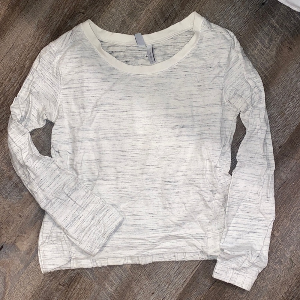 white crewneck shirt by Zella